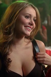 Жігіттің әйелді сиқыған порно видеосы