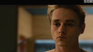 Ben Hardy verführt Sidney Sweeney - The Voyeurs