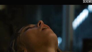 Ben Hardy leckt Sydney Sweeneys Muschi - The Voyeurs