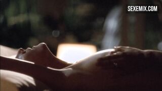 Bette e Tina fanno sesso prima dell'inseminazione. serie "The L word"