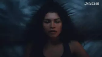 Zendaya Height se masturba en la cama, serie - Euphoria