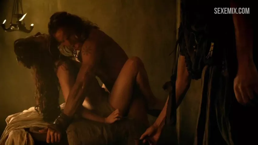 «Спартак» телехикаясынан секс көріністері «Спартак» телехикаясынан секс көріністері