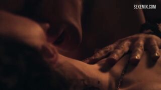 Scène de sexe sexy de Jenna Lind dans Spartacus