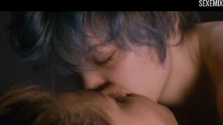 Lea Seydoux ve Adele Exarchopoulos'un erotik sahnesi - Mavi En Sıcak Renktir