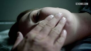 Femme Fatales'deki Kit Willesee Mutfak Seks Sahnesi