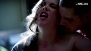 Femme Fatales'deki Kit Willesee Mutfak Seks Sahnesi