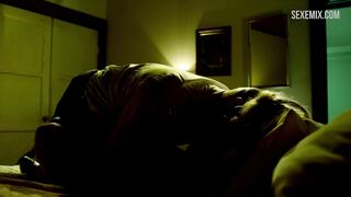 Cristin Michele nackte Szene mit großen Brüsten in Femme Fatales