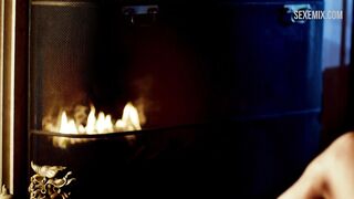 Femme Fatales'teki ateşli Jasmine Valsi erotik sahnesi