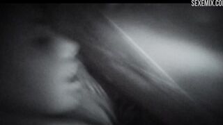 Isidora Simijonovic kamerada seks, Klip'teki sahne