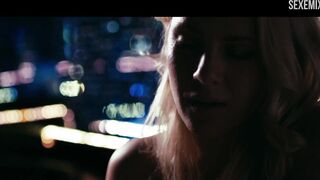 Andrea Stefancikova грудь, Лесбийская сцена в Below Her Mouth