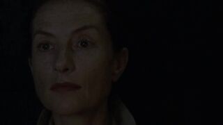 Изабель Юппер смотрит порно, сцена Учительница по фортепиано