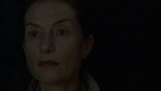 Изабель Юппер смотрит порно, сцена Учительница по фортепиано