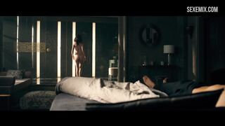 Anna Maria Sieklucka Göğüsleri, 365 Günde Soyunma Sahnesi / Dni