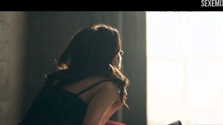 Anna Maria Sieklucka Göğüsleri, 365 Günde Soyunma Sahnesi / Dni