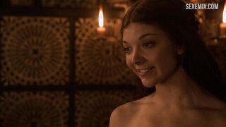 Natalie Dormer enseña los pechos, escena de Juego de Tronos