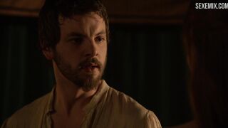 Natalie Dormer enseña los pechos, escena de Juego de Tronos