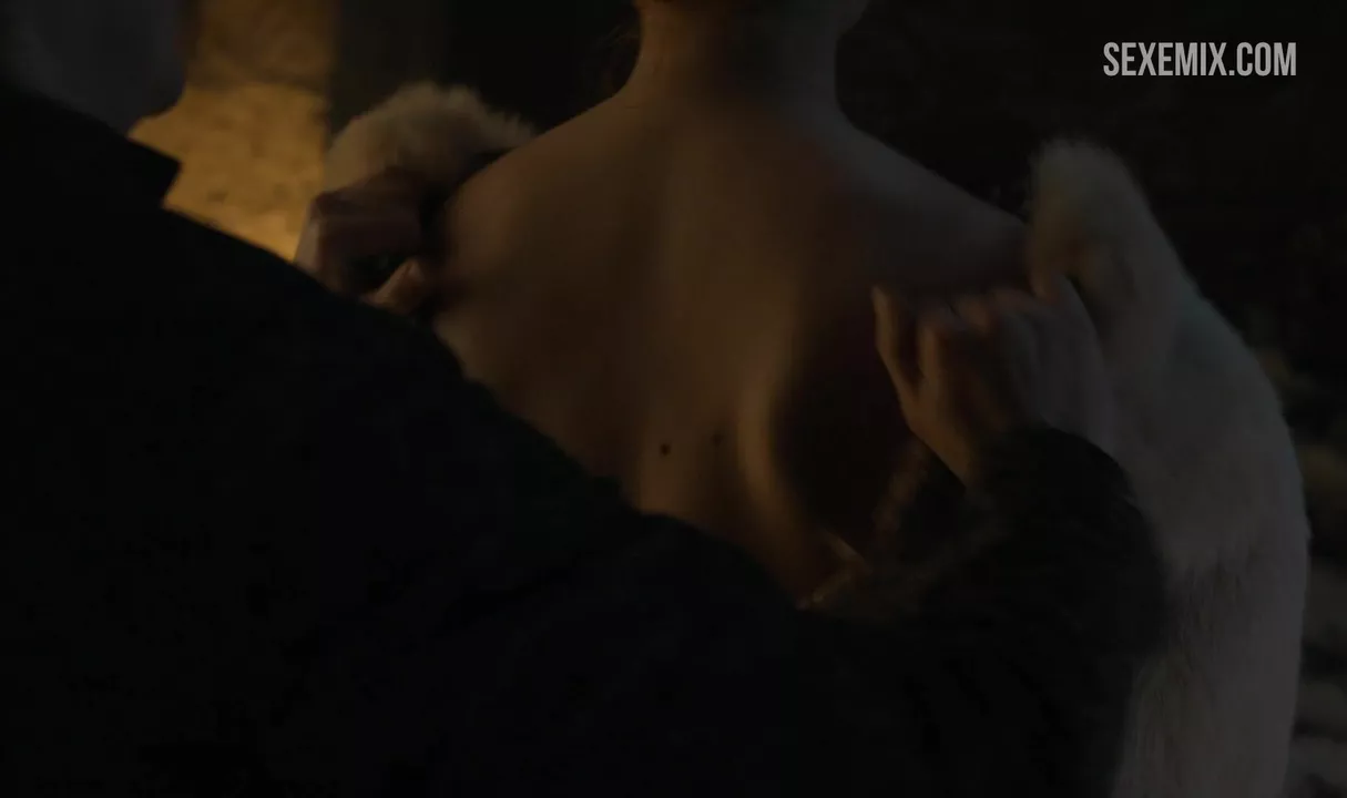 Sophie Turner fucked doggy style, scene in Game of Thrones