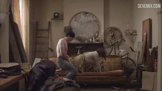 Scène en levrette de Lena Dunham dans Girls