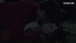 Lena Dunham fa sesso a terra, scena in Girls