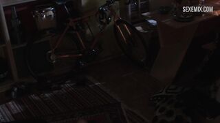 Allison Williams'ın yerde oral seks yapması, Kızlar'daki sahne