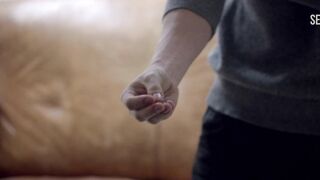 Плачущая утка для Шарлотты Генсбур, сцена в Нимфоманка: Том II