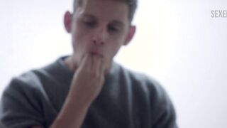 Плачущая утка для Шарлотты Генсбур, сцена в Нимфоманка: Том II