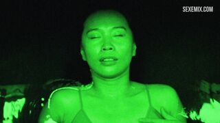 Sook-Yin Lee si masturba nell'acqua, scena di Shortbus