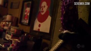 Laura Wiggins cowgirl sex on webcam, сцена в Shameless