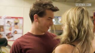 Erica Duke ile Kanepede Seks, #1 Amigo Kız Kampı sahnesi