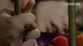 Sexe avec Milla Jovovich, scène sexy en calibre .45