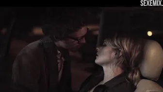 Amy Seimetz follada en el coche, escena de 9 Lunas Llenas