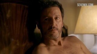 Maria Barranco in einem sexy Nachthemd, Szene in Lifting de corazon