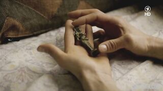 Sesso con Nadeshda Brennicke, scena sexy in 8 Uhr 28