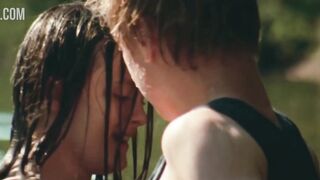 Fantine Harduin bellissimo momento sexy dal film Adoration