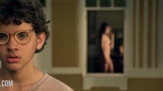 Paulina Albuquerque e Pally Siqueira momento sexy no filme Big Jato