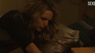 Jessica Rothe sexy, Scene erotiche in Happy Death Day