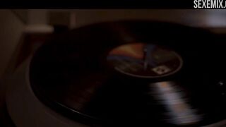 Shannon Kraemer zeigt nackte Brüste und Muschi, Szene in Danse Macabre