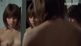 Noemie Godin-Vigneau zeigt uns ihre Titten und ihren Arsch, Szene in Je n'aime que toi