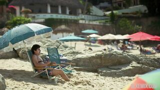 Regina Blandon démontrant son corps en sous-vêtements ici, scène à Como Novio de Pueblo 2019