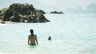 Regina Blandon démontrant son corps en sous-vêtements ici, scène à Como Novio de Pueblo 2019