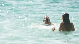 Regina Blandon démontrant son corps en sous-vêtements ici, scène à Como Novio de Pueblo 2019