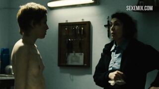 Mariela Vitale sex in table, scene in El nino pez (2009)