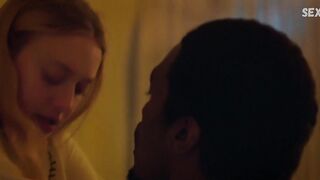 Dakota Fanning сексуальная, межрасовая сцена в Sweetness in the Belly (2019)