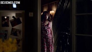 Anna Friel e Heidi Monsen hanno momenti di nudo nello spettacolo Without You (2011)