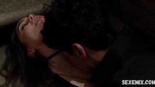 Melissa Barrera sexy, cena em Vida (2018)