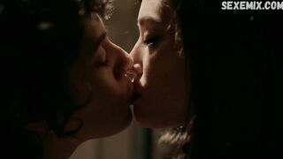 Sesso lesbico con Mishel Prada e Roberta Colindrez - Vida s02e10 (2019)