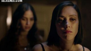 Mishel Prada mostra il corpo in biancheria intima, scena in Vida (2019)