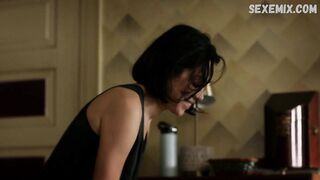 Мишель Прада, Роберта Колиндрес Лесбийская сцена в Vida s03e01 (2020)