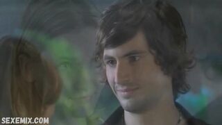 Alexandra Finder demonstrate naked breasts, in Eine unter Tausend (2004)