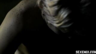 Andrea Henry, Vanessa Hernandez, scène lesbienne dans Polvora en el corazon (2019)